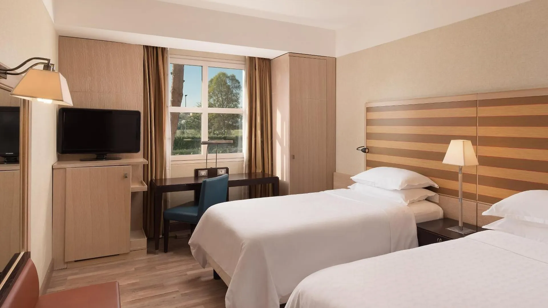 Sheraton Rome Parco De Medici 4*,  İtalya